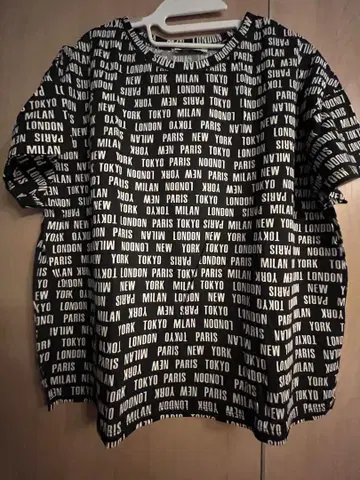 ZARA 반팔 T셔츠 5세트 묶음 판매