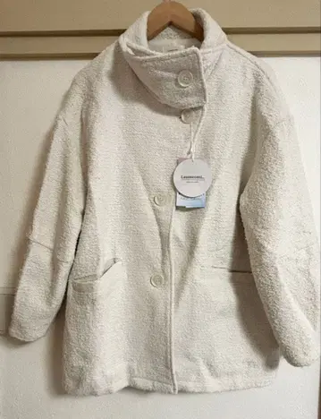 Laumeomi 보아 자켓 화이트