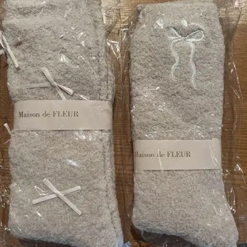 Maison de FLEUR 베이지 삭스 2족 세트