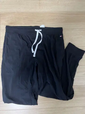 TOMMY HILFIGER 블랙 조거 스웨트 팬츠 L 사이즈