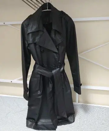 블랙 트렌치코트 라이너 포함
