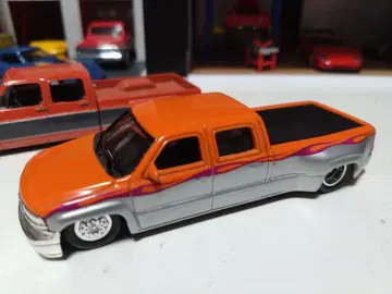 핫휠 슬램드 쉐보레 C3500 실버라도