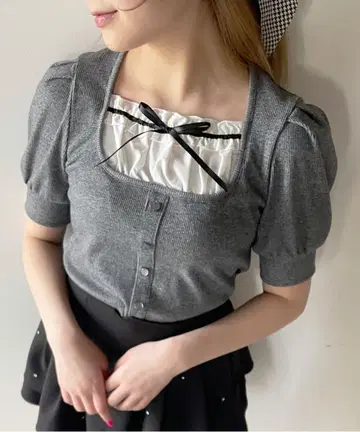 원 웨이 레이어드 스타일 반팔 티셔츠
