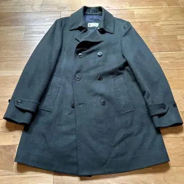 투모로우랜드 필그림 피코트