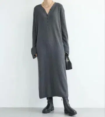 밴야드 스톰 헨리넥 니트 원피스