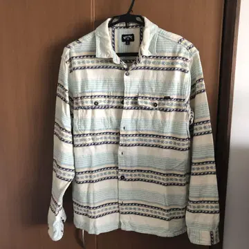 Billabong M 사이즈 플란넬 셔츠