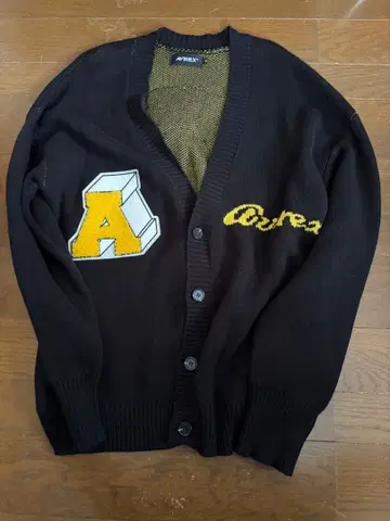 AVIREX 블랙 가디건 M 사이즈