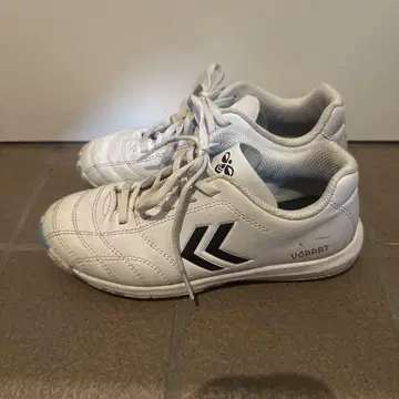 hummel 풋살화 화이트 22cm