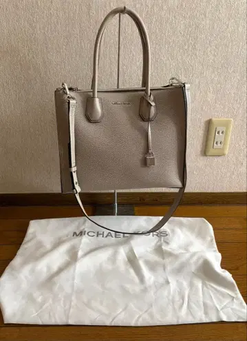 새상품급 MICHAEL KORS 그레이지 투웨이 백
