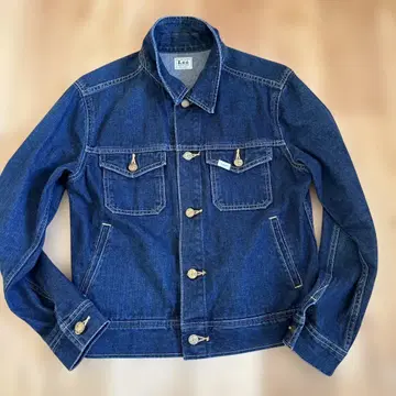미사용에 가까운 Lee 데님 자켓 L 사이즈