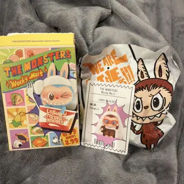 THE MONSTERS Wacky Mart 러브브 피규어 오니기리