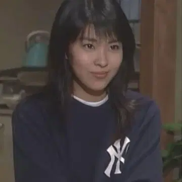 [ 마츠 타카코 착용 ] 제뉴인 머천다이즈 맨투맨 빈티지 M