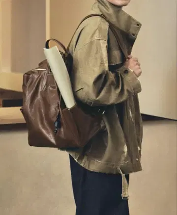 백팩 다크 브라운