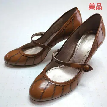 새상품급 브라운 가죽 스트랩 하이힐 22.5cm