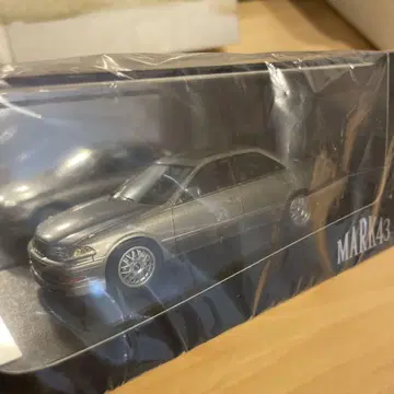 도요타 MK II 투어러 V (JZX100) 1/43 스케일