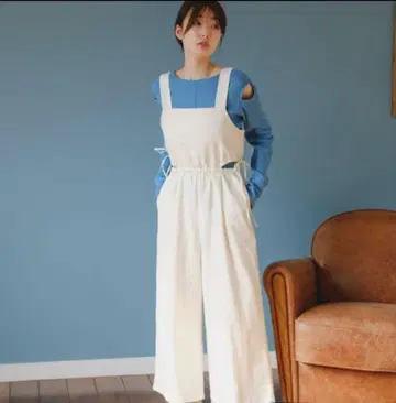 Kastane 사이드 오픈 살로펫 원피스 (아이보리)