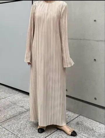 ClaSTEllaR PLEATED LONG DRESS 클래스텔라