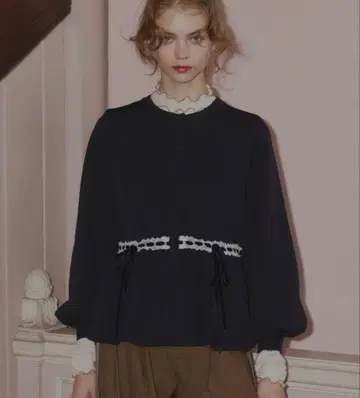 idem 이뎀 velours ribbon peplum cardigan