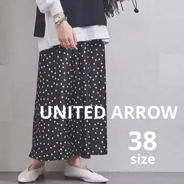 UNITED ARROWS 유나이티드 애로우즈 새틴 도트 롱 스커트 38