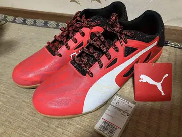 새상품 미사용 28 푸마 에보 스피드 사라 1.5 풋살 실내