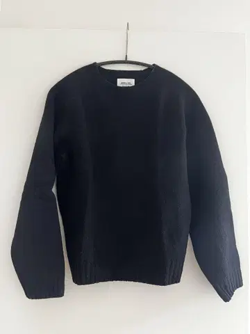 MORRIS & SONS 크루넥 니트