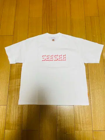 SEESEE SFC YES GOOD MARKET 티셔츠 2025