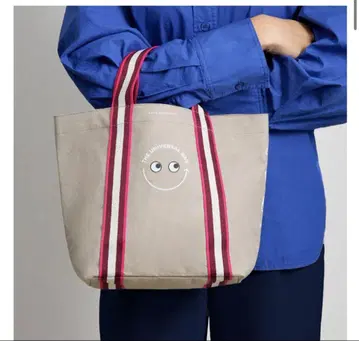 ANYA HINDMARCH 더 유니버설 백 미니