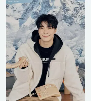 [ 컵홀더 4개 포함 ] 네키도니스 ASTRO 문빈 리버서블 아우터