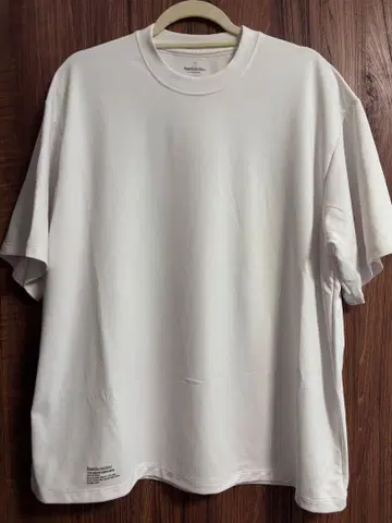 FreshService TECH SMOOTH 크루 넥 티셔츠