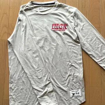 언더 아머 아이언 파라다이스 긴팔 티셔츠