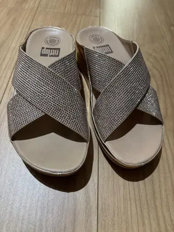 fitflop CRYSTALL SLIDE 샌들