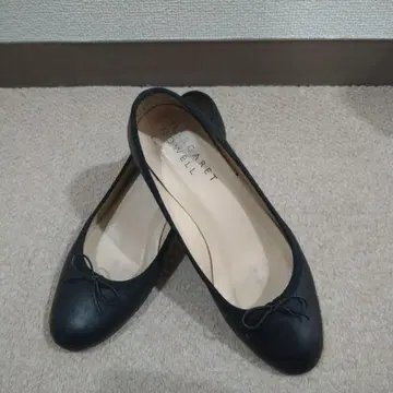 MARGARET HOWELL 블랙 발레 슈즈