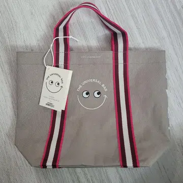새상품 ANYA HINDMARCH 미니백