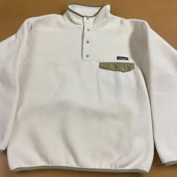 새상품급 아이보리 patagonia 스냅t