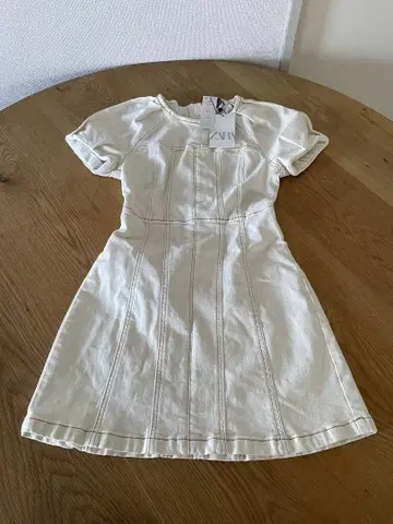 ZARA 아이보리 반팔 미니 원피스 XS