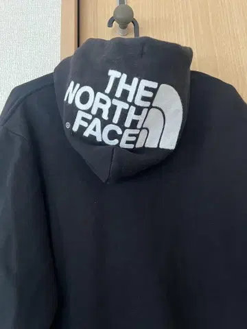 THE NORTH FACE 블랙 집업 후드티