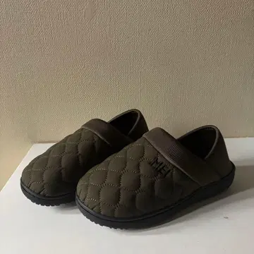미사용 새상품 MEI 메이 모크 슈즈 슬립온 보아 안감 따뜻한 M 카키