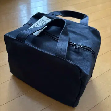 아틀리에 페네로페 네이비 캔버스 미니 보스턴