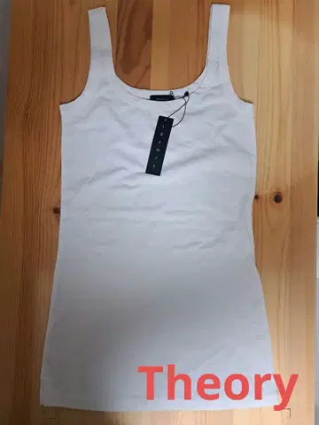 새상품 띠어리 탱크탑 화이트