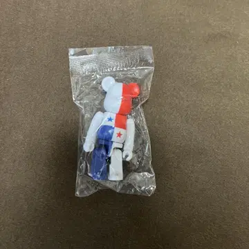 베어브릭 series40 FLAG PANAMA