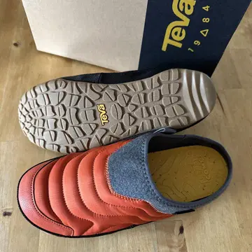 새상품 Teva 슬립온 슈즈 오렌지 25cm