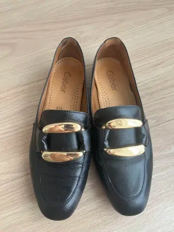 Gabor 블랙 로퍼 골드 금장 장식