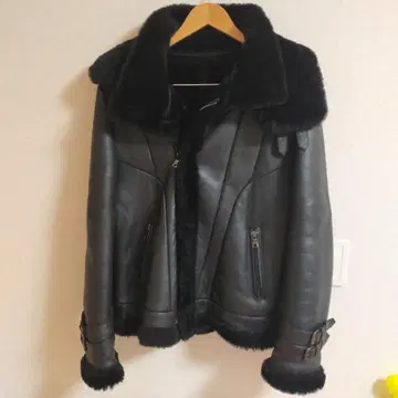 천연 가죽 양가죽 무스탕 라이더 자켓 고급스러움 봄버 자켓