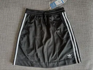 adidas 미니 스커트