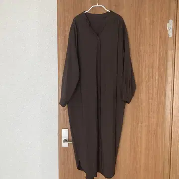 다크 브라운 셔츠 원피스 긴팔