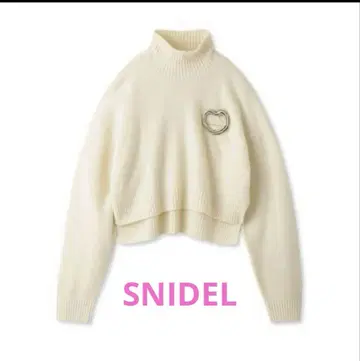 미사용 새상품 snidel 숏 브로치 니트