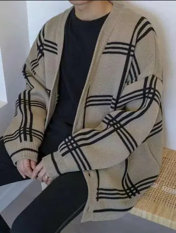 체크 무늬 니트 가디건 베이지 (M, L, XL, XXL 사이즈)