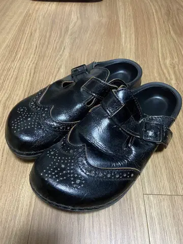 Footprints 빌켄스탁 블랙 가죽 윙팁 42