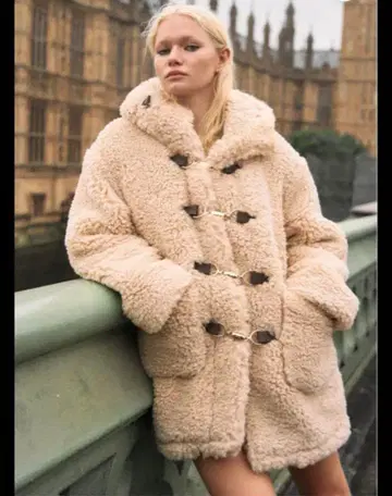 THE TOE TRAFALGAR BOA COAT