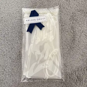 ARLUIS DRESS 오간 진주 스와로 디자인 장갑 ( L )